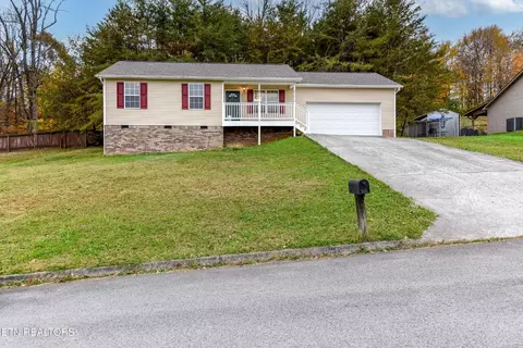 2806 Wendi Ann Dr, Knoxville, TN 37924