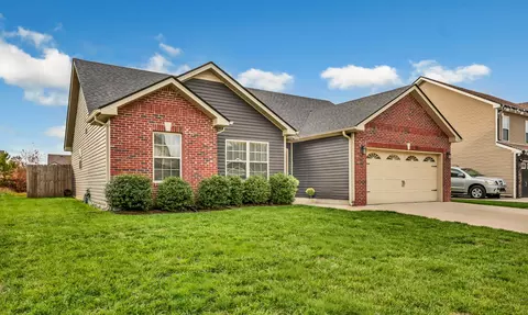 706 Jim Brown Dr, Clarksville, TN 37042