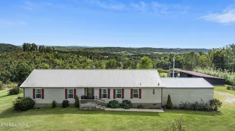 379 Walker Rd, Sharps Chapel, TN 37866