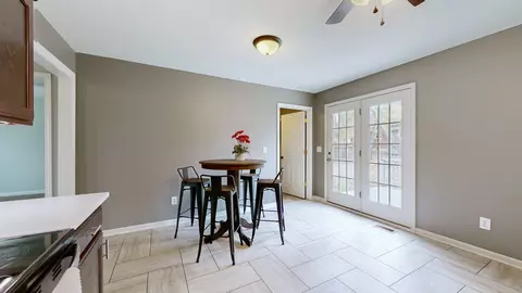 Dining - 132 Ben Dr, Springfield, TN 37172 photo 2 of 2