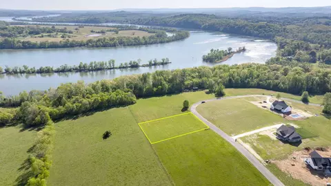 289 Overlook Dr, Dayton, TN 37321