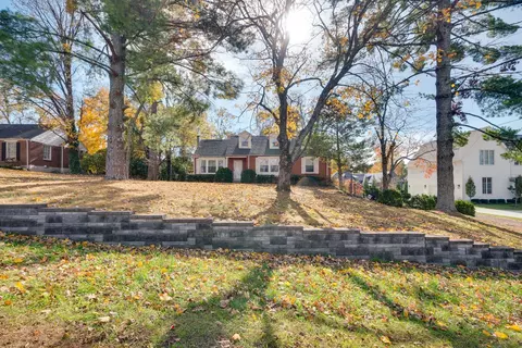 1131 Brookmeade Dr, Nashville, TN 37204