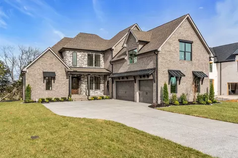 221 Bellsford Rd, Gallatin, TN 37066
