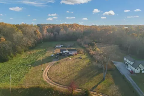 408 S Tunnel Rd, Gallatin, TN 37066