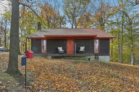 4515 C M Martin Rd, Springfield, TN 37172