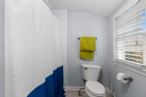 Bath - 445 Jackson St, Murfreesboro, TN 37130 photo 1 of 2