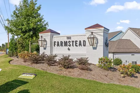 1864 Farmstead Dr, Hixson, TN 37343