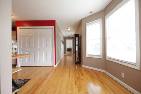 Entry Way - 6808 Hester Rd, Springfield, TN 37172 photo 6 of 7