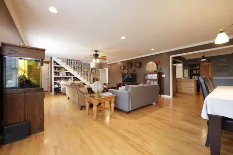 Living - 6808 Hester Rd, Springfield, TN 37172 photo 7 of 7