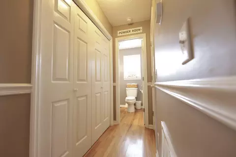 Entry Way - 6808 Hester Rd, Springfield, TN 37172 photo 3 of 7