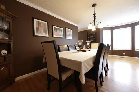 Dining - 6808 Hester Rd, Springfield, TN 37172 photo 2 of 3