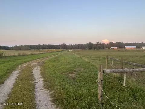 144 Standing Rock Rd, Deer Lodge, TN 37726 photo 38
