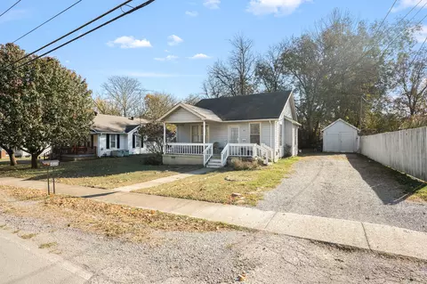 464 Whitthorne St, Shelbyville, TN 37160