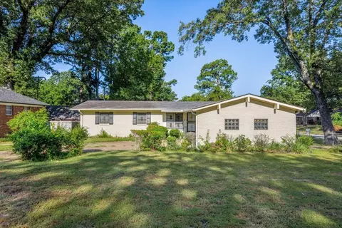 4025 Bishops Bridge Rd, Memphis, TN 38118