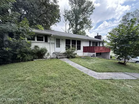 434 Oak Cir, Oliver Springs, TN 37840