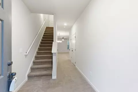 Entry Way - 805 Brigade Loop, Murfreesboro, TN 37128 photo 1 of 2