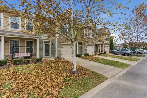 Exterior - 805 Brigade Loop, Murfreesboro, TN 37128 photo 2 of 4