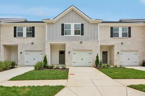 7113 Cedarcrest Ln, Fairview, TN 37062