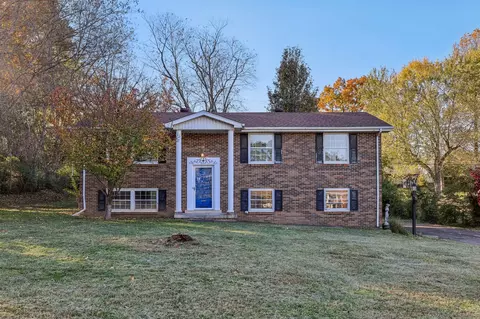 536 Aurelia Lynn Dr, Clarksville, TN 37042