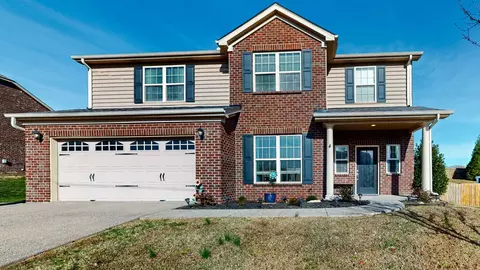 1056 Middleton Ln, Gallatin, TN 37066