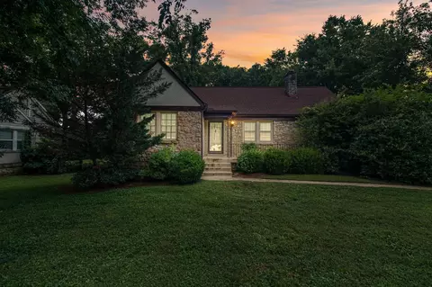 1005 Estes Rd, Nashville, TN 37215