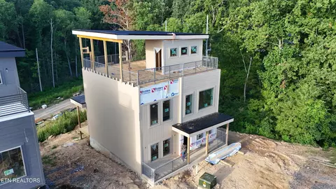 2956 Tipi Way, Pigeon Forge, TN 37863