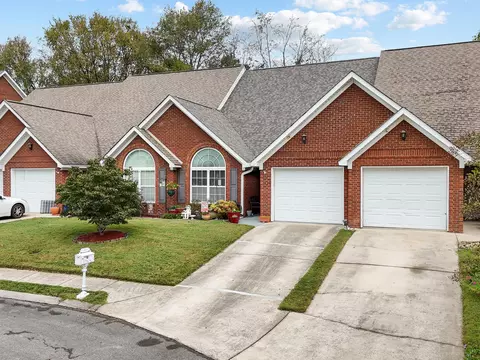 45 Logans Charge St, Rossville, GA 30741