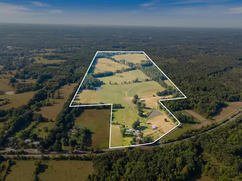 275 Pond Rail Rd, Dickson, TN 37055