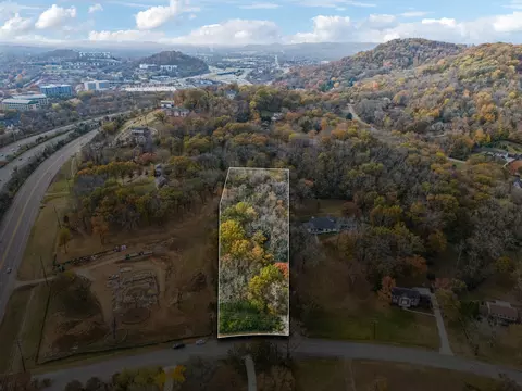 805 Forest Hills Dr, Nashville, TN 37220