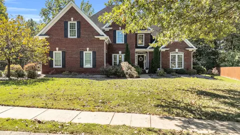 1977 Turnberry Cir, Hixson, TN 37343