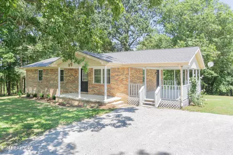 90 Vernon Ln, Spencer, TN 38585