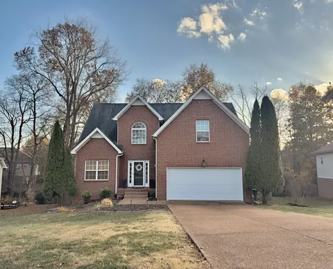 2070 Dinan Ct, Spring Hill, TN 37174