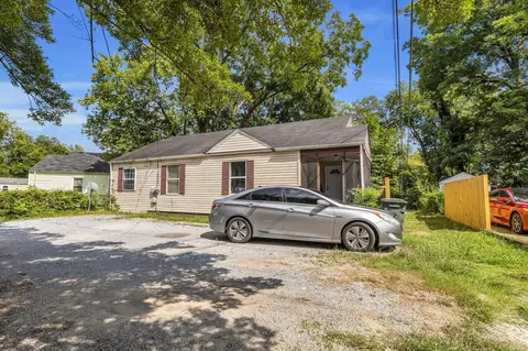 804 N Moore Rd, Chattanooga, TN 37411