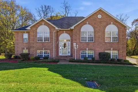 805 W Nocturne Dr, Nashville, TN 37207