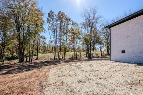 Exterior - 200 Bear Dr, Loretto, TN 38469 photo 16 of 16