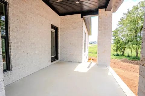 Exterior - 200 Bear Dr, Loretto, TN 38469 photo 9 of 16