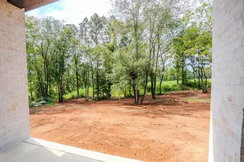 Exterior - 200 Bear Dr, Loretto, TN 38469 photo 10 of 16