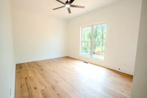 Bedroom - 200 Bear Dr, Loretto, TN 38469 photo 3 of 8