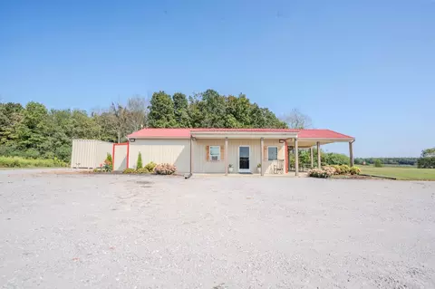42 Chisholm Xing, Lawrenceburg, TN 38464