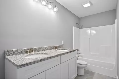Bath - 409 Buffalo Valley Rd, Baxter, TN 38544 photo 1 of 3