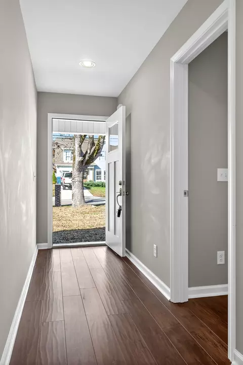 Entry Way - 409 Buffalo Valley Rd, Baxter, TN 38544 photo 1 of 3