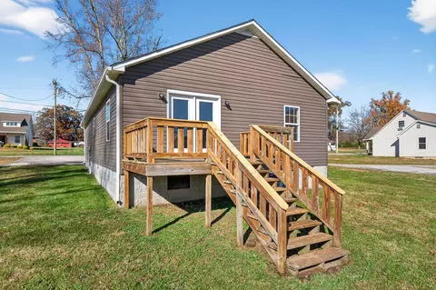 Exterior - 409 Buffalo Valley Rd, Baxter, TN 38544 photo 4 of 5