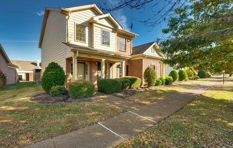 8936 Sawyer Brown Rd, Nashville, TN 37221