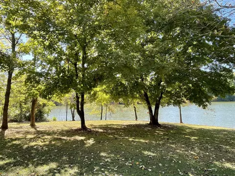 View/Area - 514 Lakeside Dr, Springfield, TN 37172 photo 1 of 3