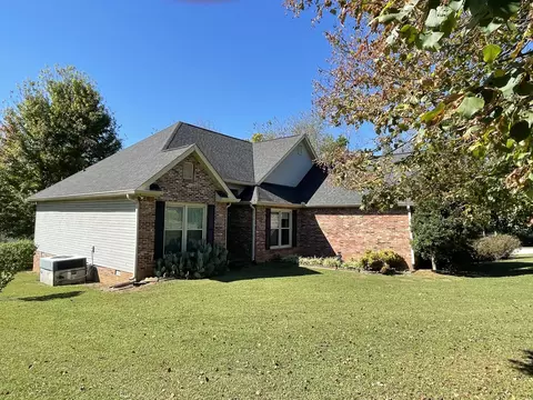 Exterior - 514 Lakeside Dr, Springfield, TN 37172 photo 2 of 10