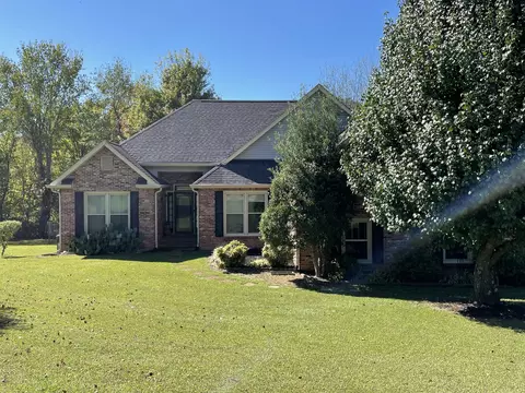 Exterior - 514 Lakeside Dr, Springfield, TN 37172 photo 4 of 10