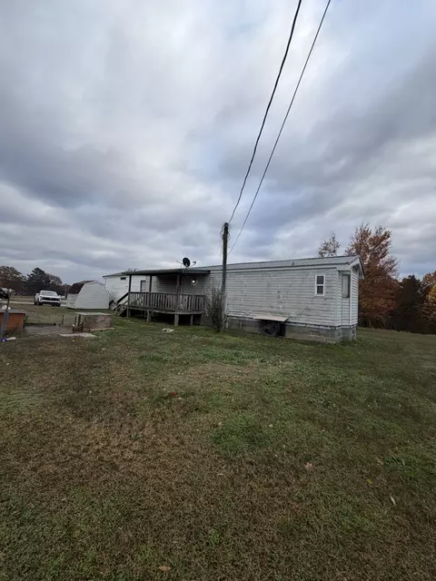 104 Mutt Rd, White Bluff, TN 37187 photo 2