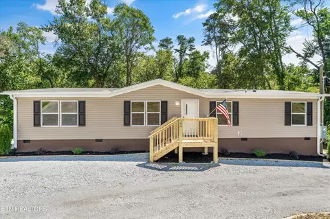 104 N Patton Ave, Rockwood, TN 37854