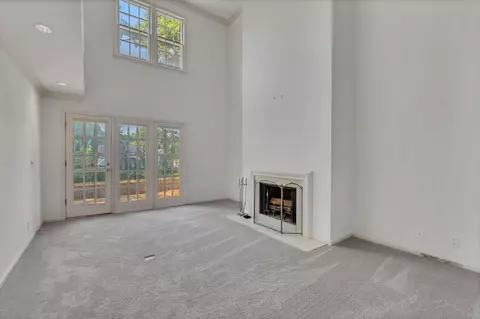 401 Bowling Ave #15, Nashville, TN 37205