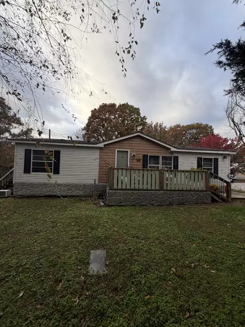 2749 Highway 47 N, White Bluff, TN 37187